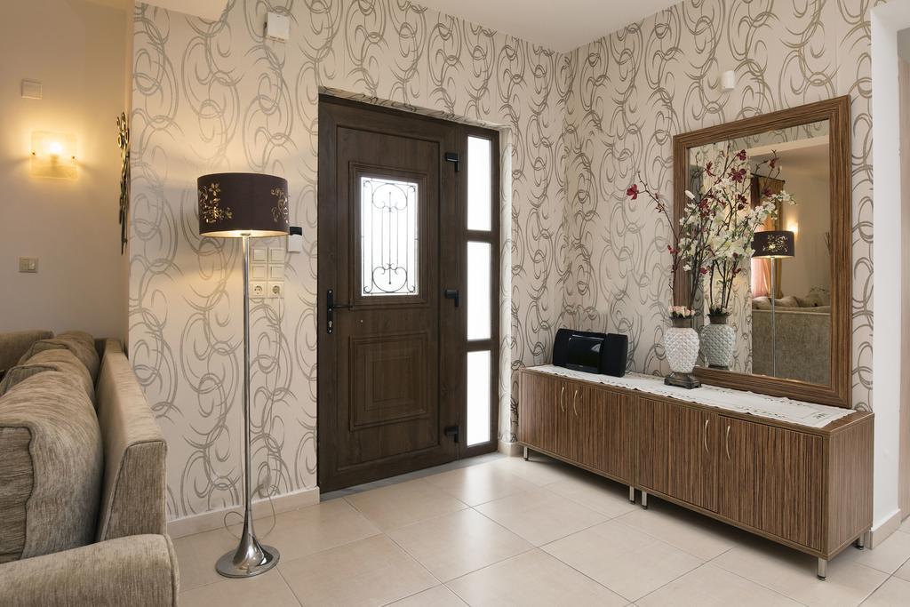 Villa Laga With Pool, 300M To Taverns, Childrens Area, Bbq! Κυριάννα Εξωτερικό φωτογραφία